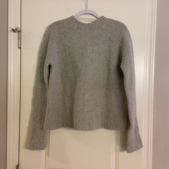 𝅺BANANA Republic Woman Gray Thick Knit Wool Sweater Size XL - Picture 3 of 8